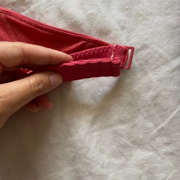 Lululemon Flow Workout Top w/ Built in Bra - Picture 10 of 12